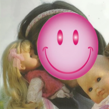 Откуда взялись смайлики на каталогах Corolle