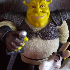 Фигурки Шрека и ослика