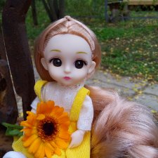 Крошка Баболи на прогулке.