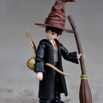 Негарри Непоттер не в Хогвартсе (не-приключения)