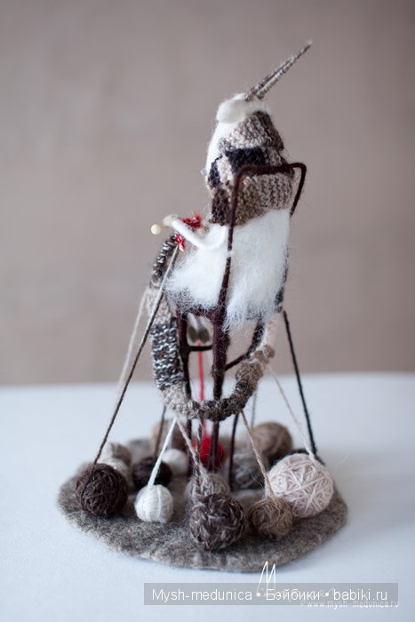 &quot;Увлеченная коза&quot;, войлочная скульптура, 30 см, шерсть, каркас. 2014 год, Маруся Новокрещенова (мышь-медуница)