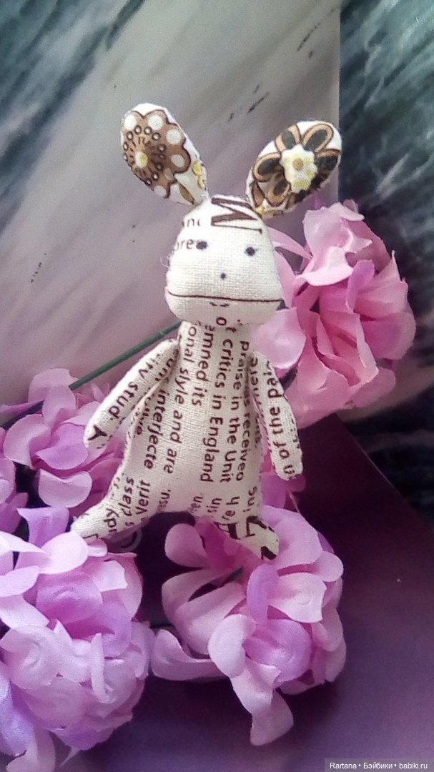 Газетный зайка | Бэйбики Газетный зайка — Текстильные игрушки и примитивы: кофейные