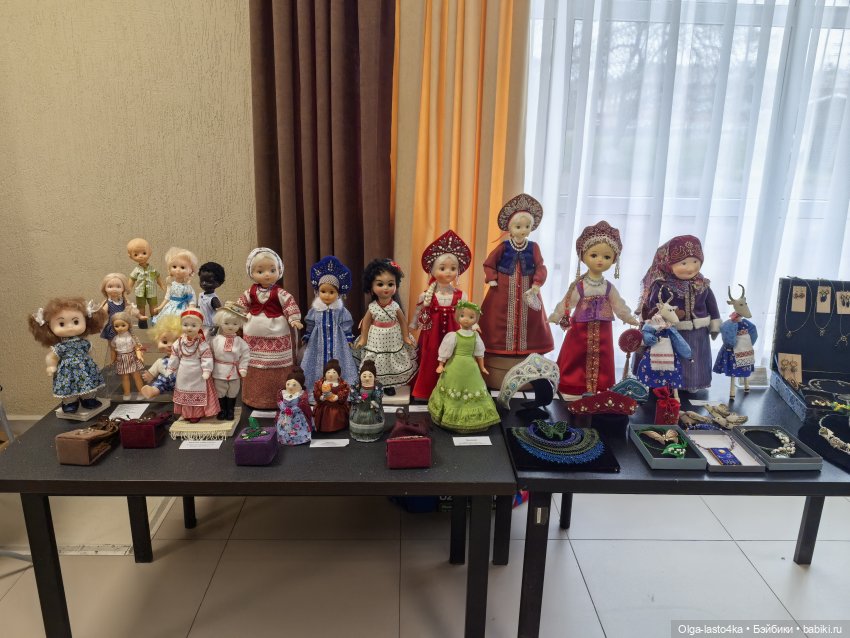 Куклы на выставках, посвящённых Году единства народов России