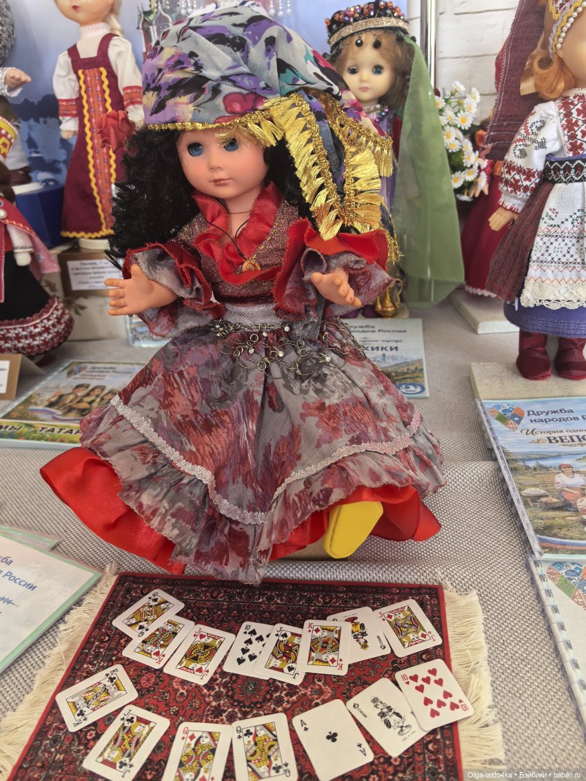 Куклы на выставках, посвящённых Году единства народов России (фото 8)
