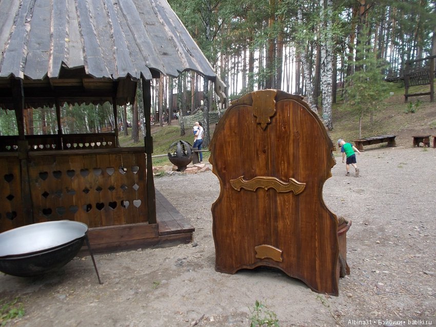 В тёмно синем лесу (ещё одна часть) | Бэйбики В тёмно синем лесу (ещё одна часть)