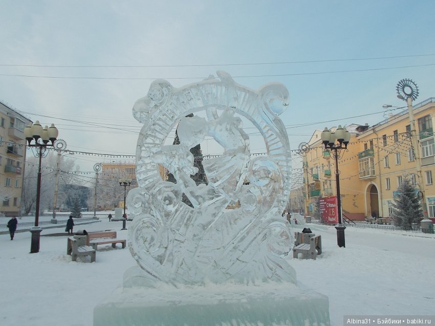 Городские зарисовки... Ёлка и парк имени 1 мая (фото 10)
