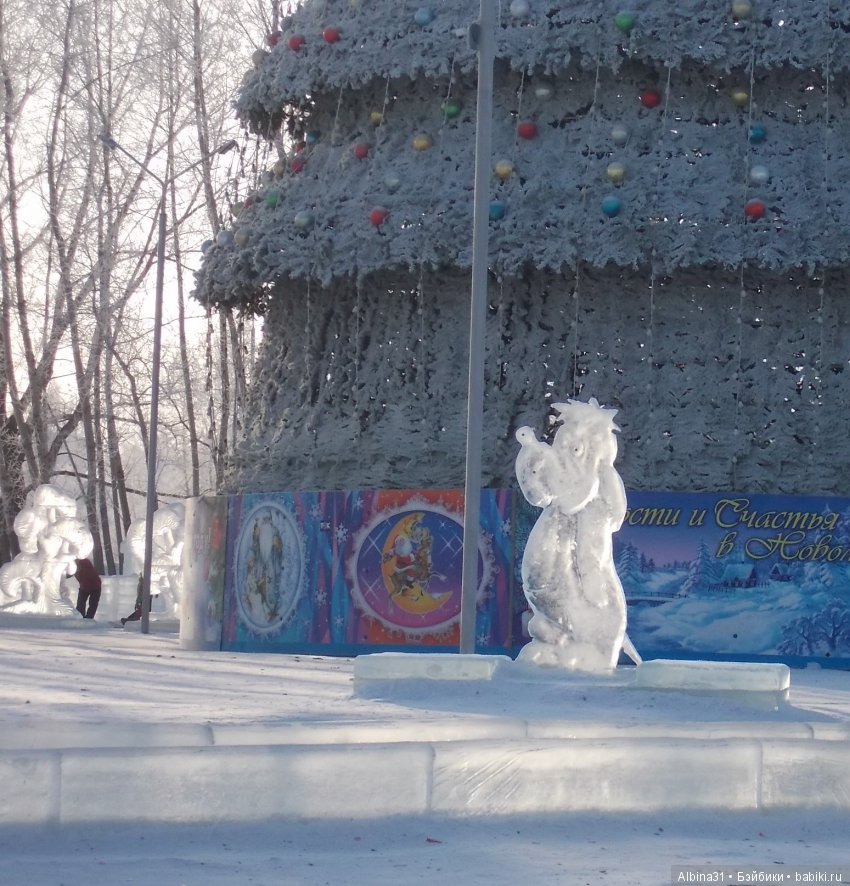 Городские зарисовки. Городская ёлка (фото 3)