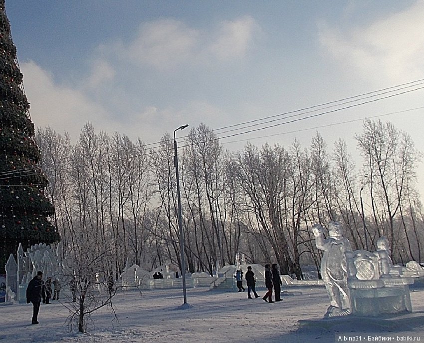 Городские зарисовки. Городская ёлка (фото 2)
