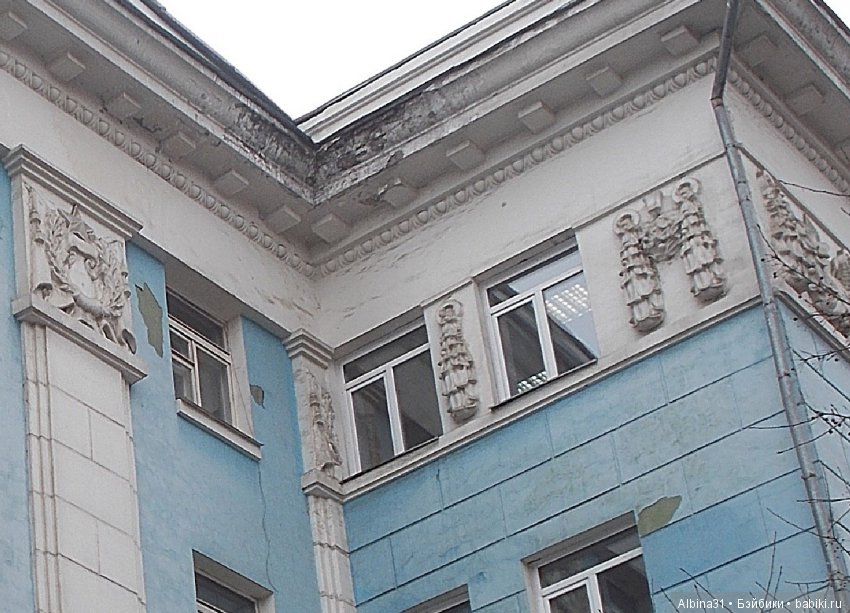 Городские зарисовки... Март... и немного Сурикова