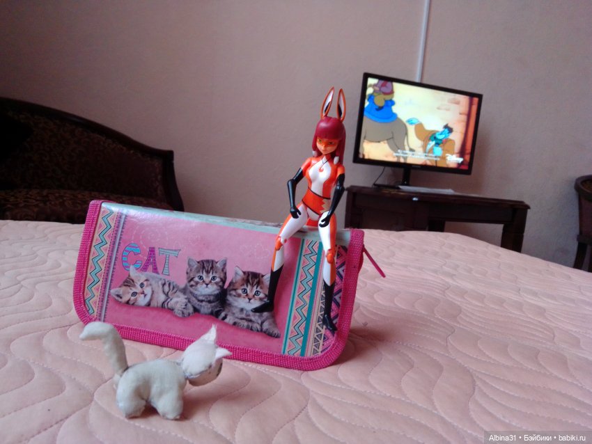 Когда скучно в гостинице | Бэйбики Когда скучно в гостинице — Игровые куклы разных производителей (Разное): редкие бренды (фото 6)