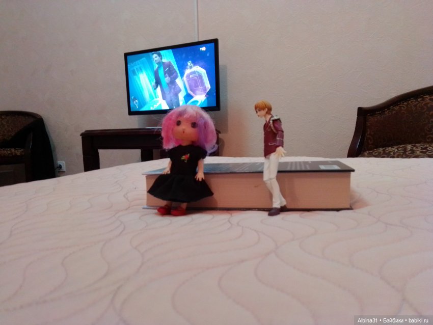 Когда скучно в гостинице | Бэйбики Когда скучно в гостинице — Игровые куклы разных производителей (Разное): редкие бренды (фото 10)