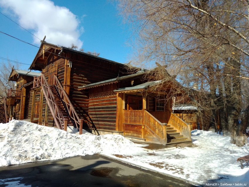 Гуляем по усадьбам в Иркутске