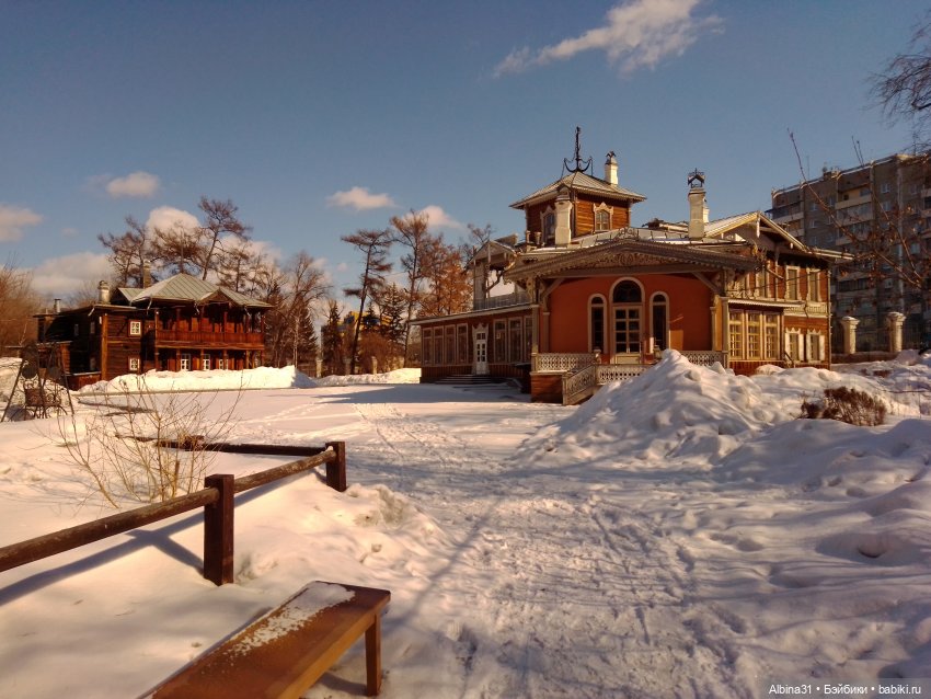 Гуляем по усадьбам в Иркутске