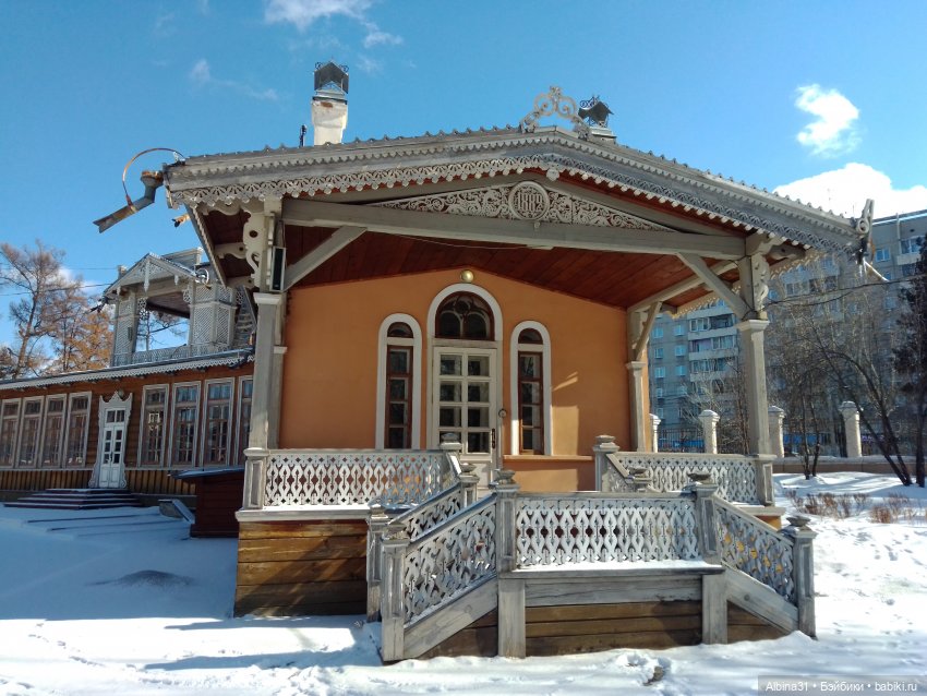 Гуляем по усадьбам в Иркутске