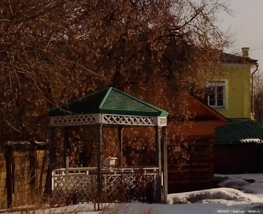 Гуляем по усадьбам в Иркутске