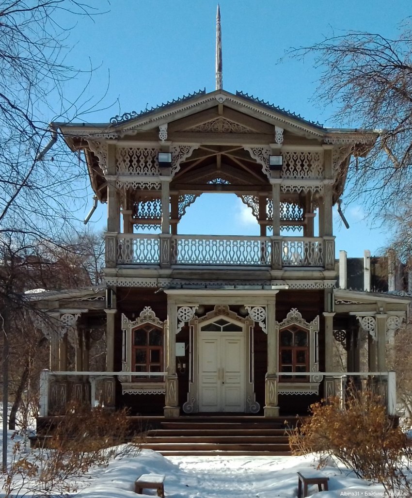 Гуляем по усадьбам в Иркутске