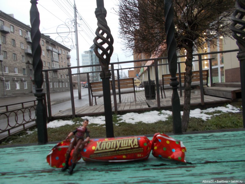 Городские зарисовки с бойцами