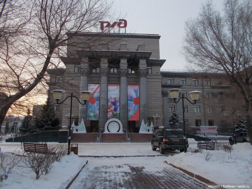 Новогоднее. Городские зарисовки 2021