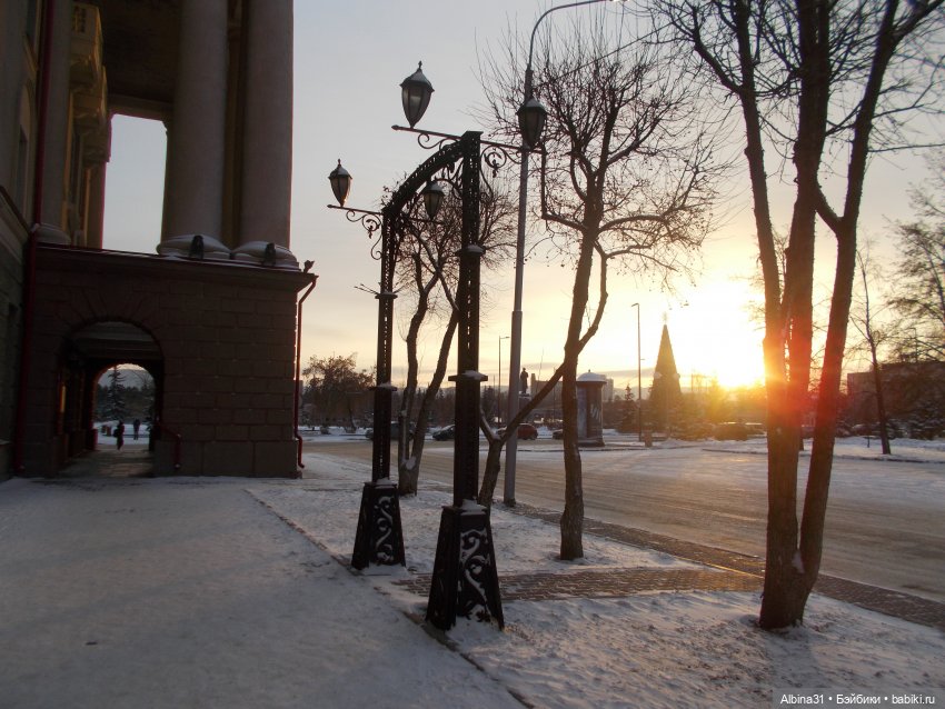 Новогоднее. Городские зарисовки 2021
