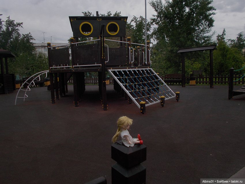 Июнь 2021. Городские зарисовки и куклы