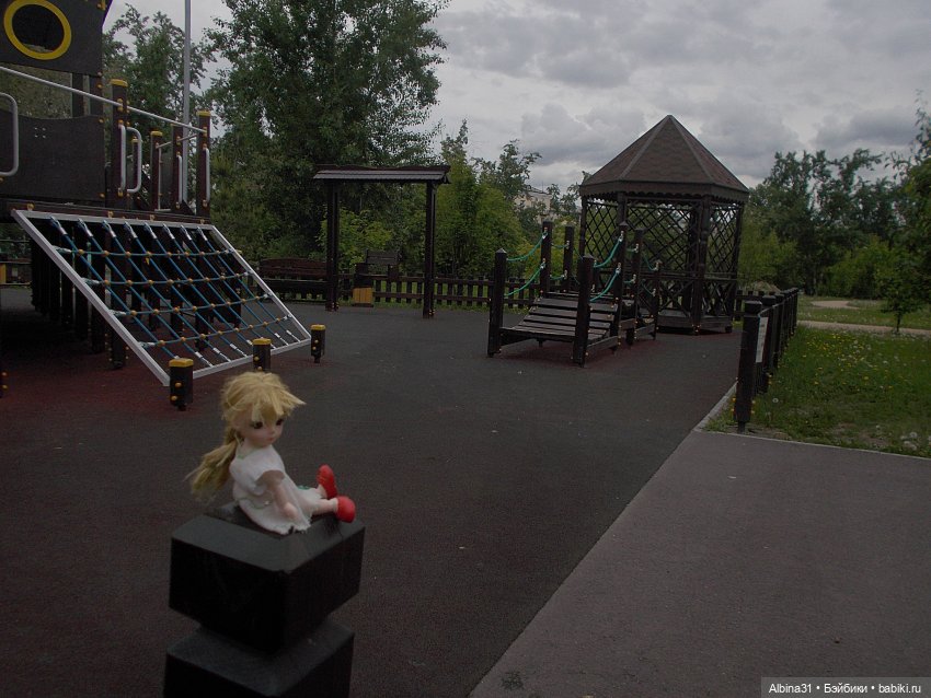 Июнь 2021. Городские зарисовки и куклы
