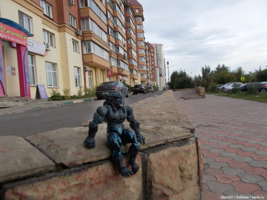 Городские зарисовки. Новенький... Х-мен