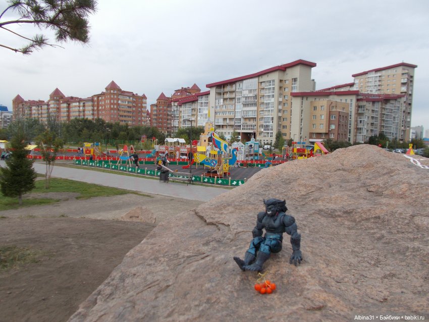 Городские зарисовки. Новенький... Х-мен