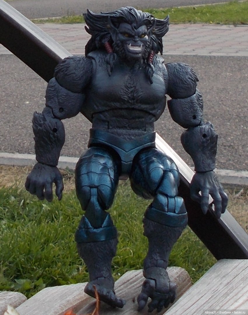 Городские зарисовки. Новенький... Х-мен