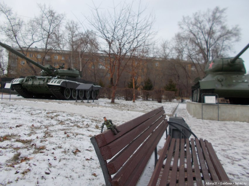 Идёт солдат по городу — Игровые куклы разных производителей (Разное): редкие бренды