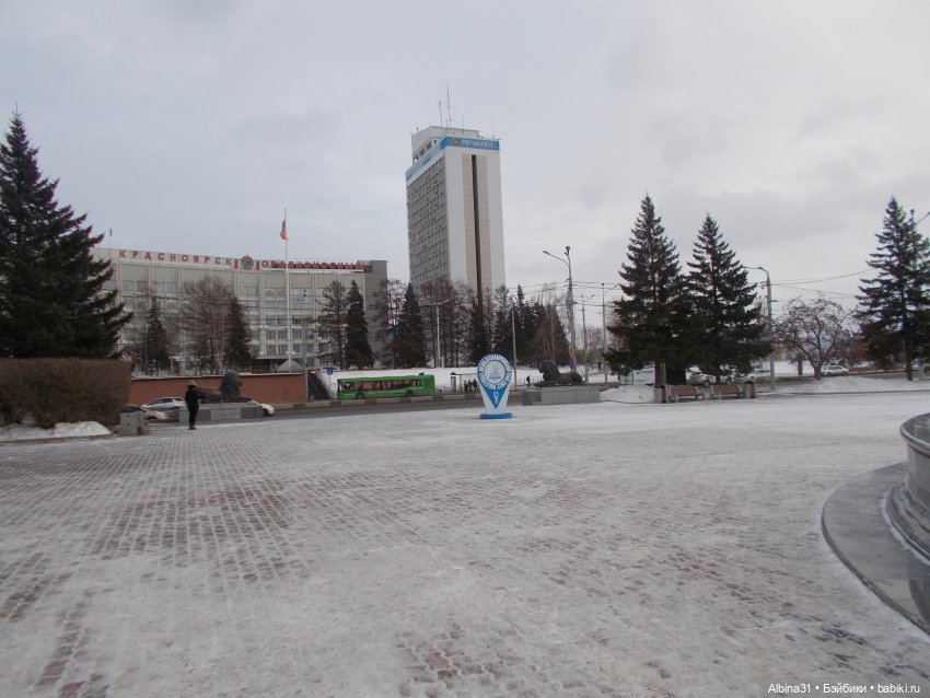Городские зарисовки, начало 2022 года (фото 10)
