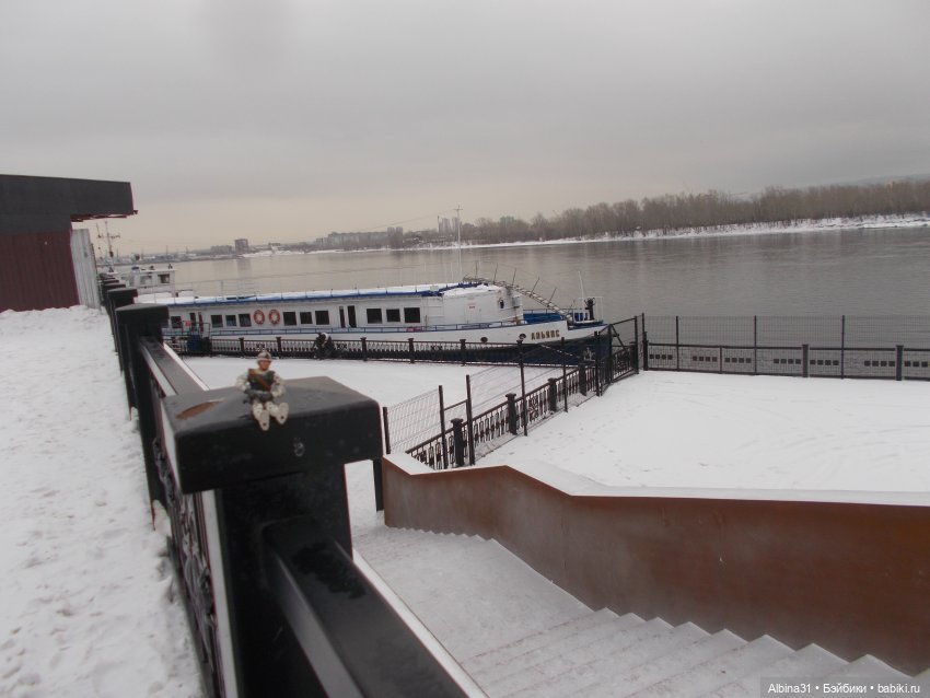 Зимняя прогулка по набережной 2022 год. Продолжение