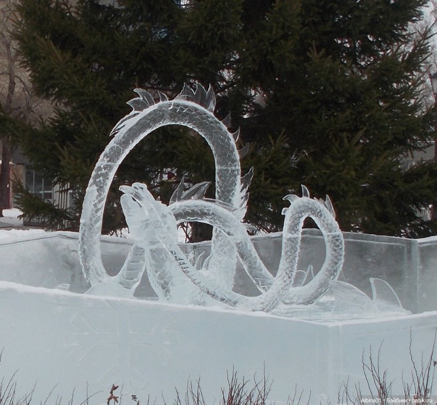 Ледяные фигуры на Стрелке 2022 год (фото 5)
