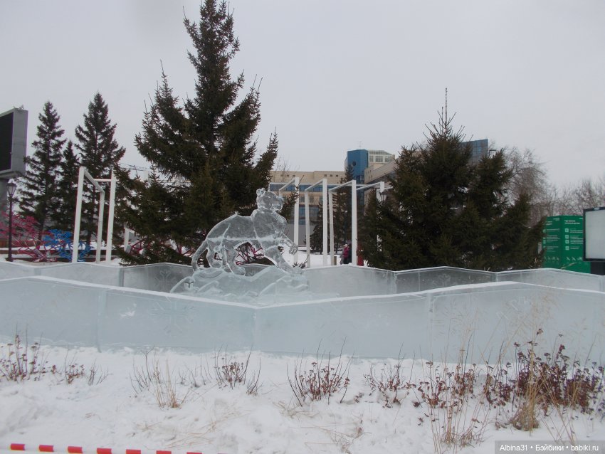 Ледяные фигуры на Стрелке 2022 год