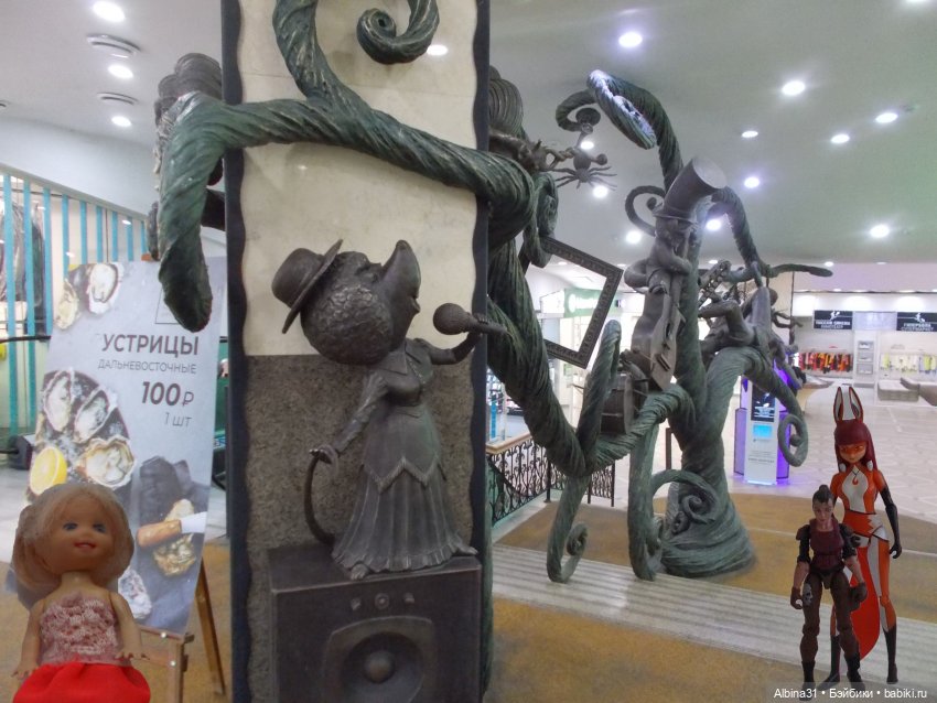 Екатеринбургу. Пассаж. Июнь 2022 года