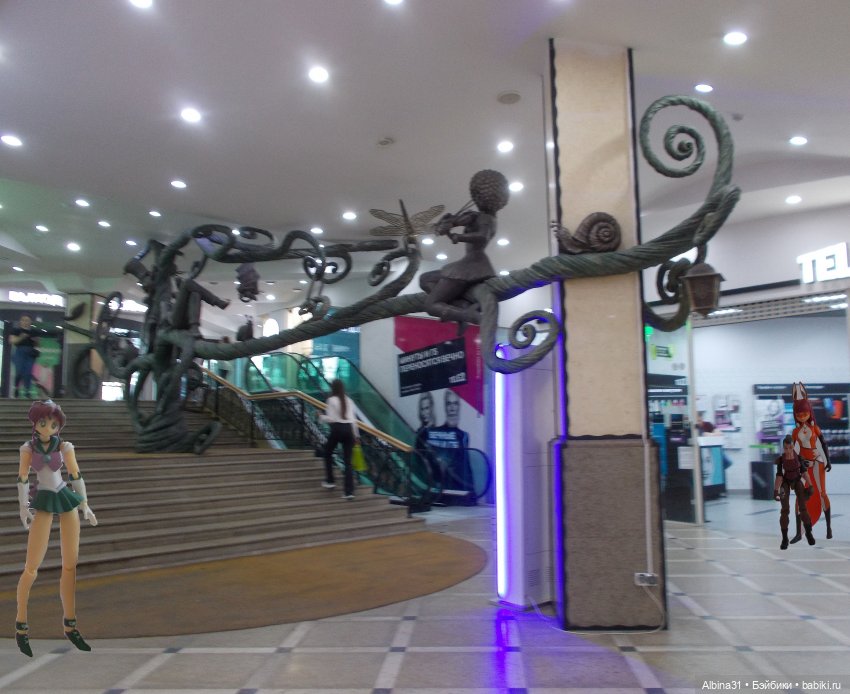 Екатеринбургу. Пассаж. Июнь 2022 года (фото 10)