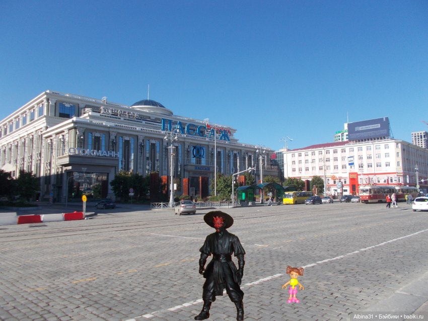 Екатеринбургу. Пассаж. Июнь 2022 года