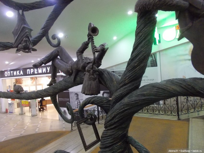 Екатеринбургу. Пассаж. Июнь 2022 года