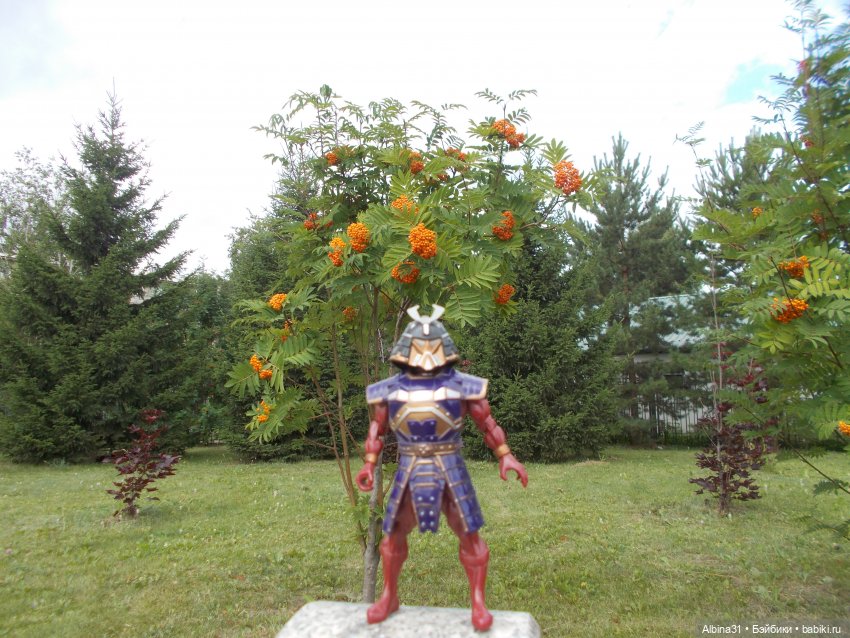 Самурай на прогулке — Игровые куклы разных производителей (Разное): редкие бренды