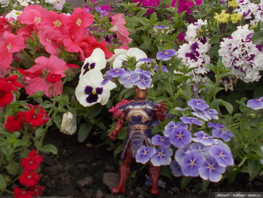 Самурай на прогулке — Игровые куклы разных производителей (Разное): редкие бренды