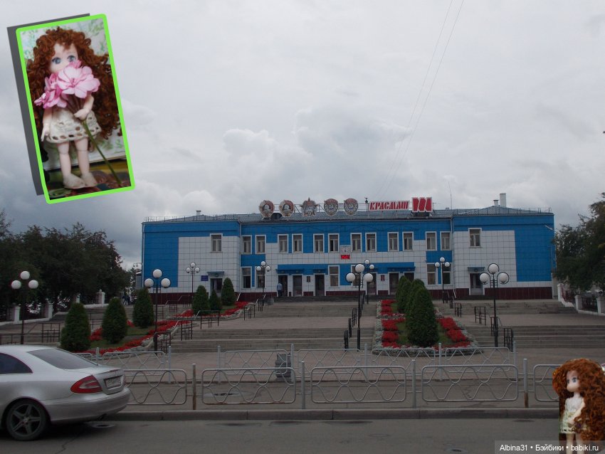 Городские зарисовки с кудряшкой Сью