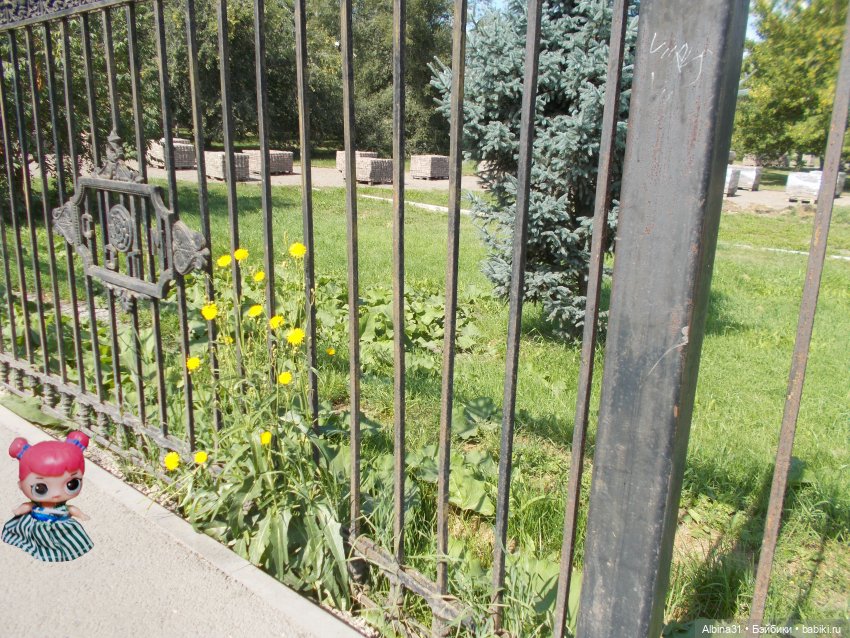 Цветы и куклы... 3 — Игровые куклы разных производителей (Разное): редкие бренды