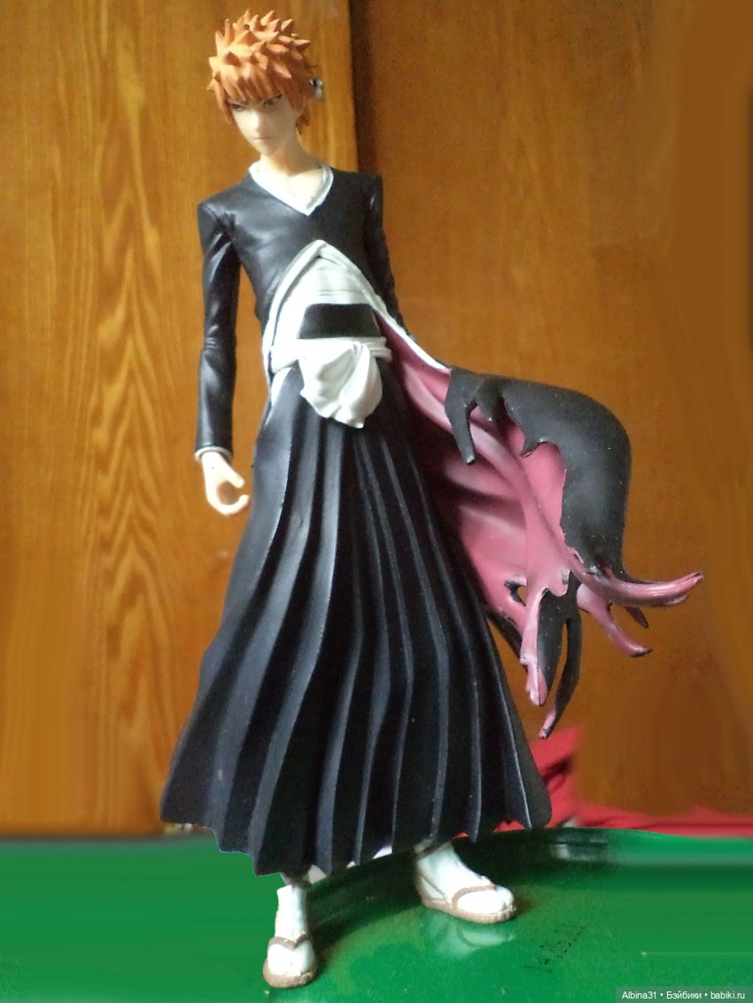 Разные персонажи из разных мест