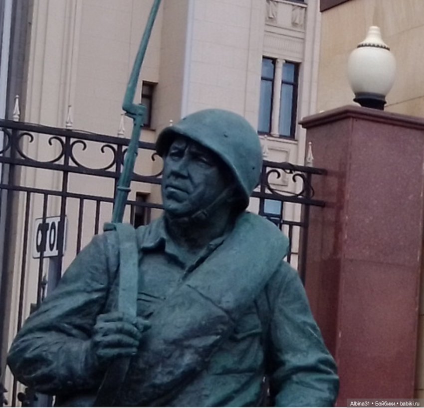 Юрий Никулин, скульптуры Москвы (фото 9)