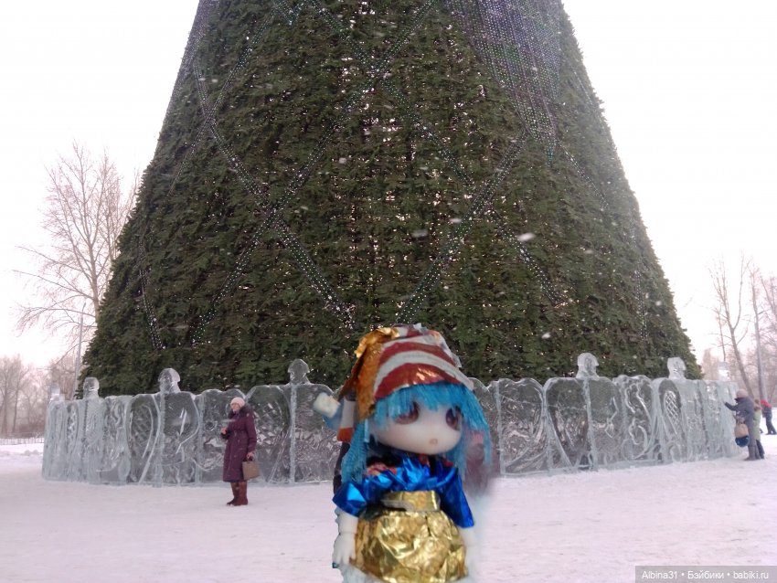 Городские ёлки - 2024 год