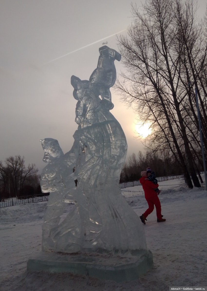 Городские ёлки - 2024 год