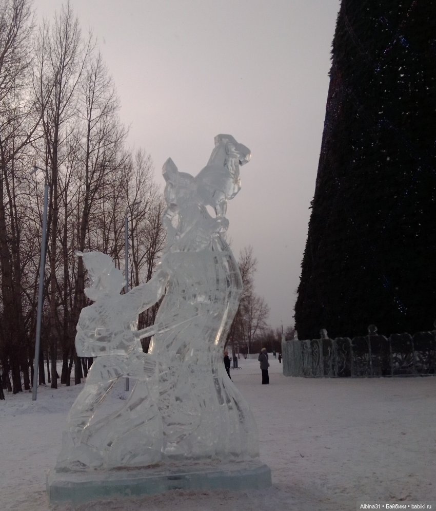 Городские ёлки - 2024 год