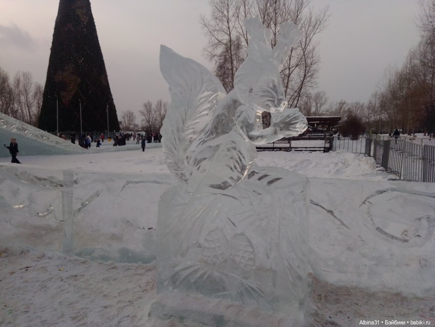 Городские ёлки - 2024 год