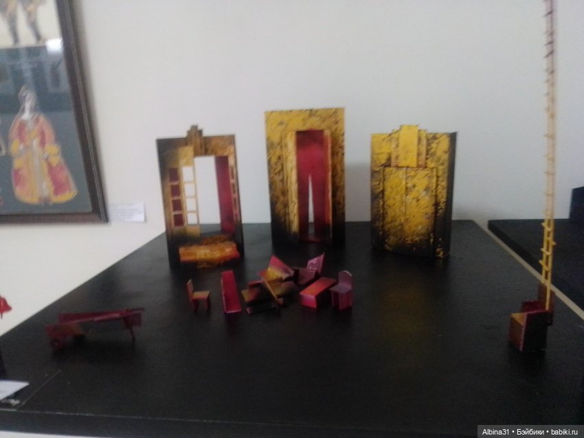 Мир сцены-сцена мира (продолжение)