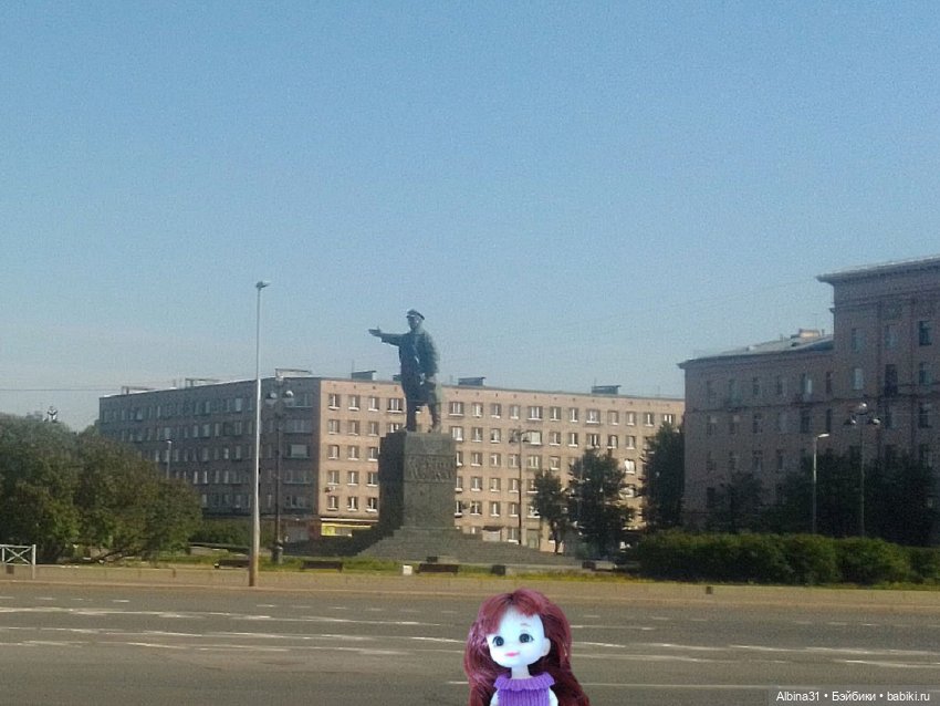 Питер. Сад 9 января. Триумфальная арка