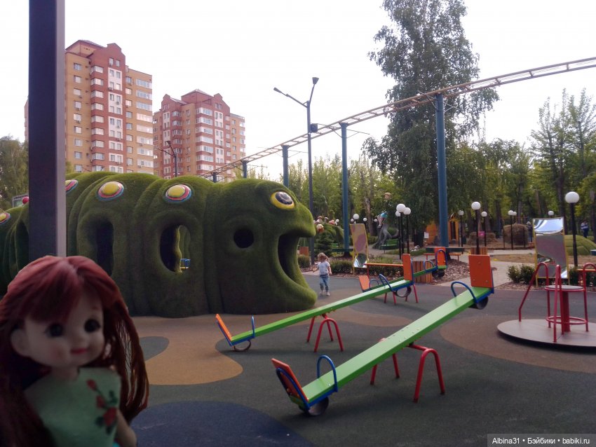 Городские зарисовки...Троя и Гагарина, парки 2024 год